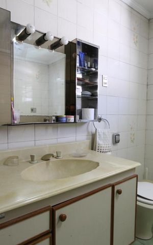 Casa à venda com 361m², 4 quartos e 3 vagasSuíte 3