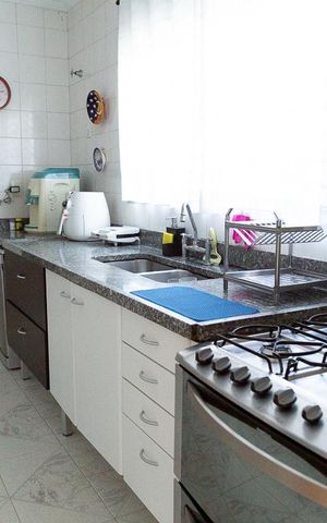 Casa à venda com 247m², 3 quartos e 6 vagas Casa à venda com 247m², 3 quartos e 6 vagasCozinha