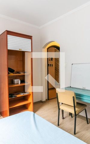 Casa à venda com 600m², 8 quartos e 6 vagasSuíte 2