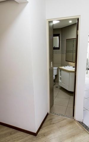 Apartamento para alugar com 82m², 2 quartos e 1 vagaCorredor