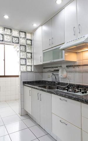 Apartamento para alugar com 82m², 2 quartos e 1 vagaCozinha