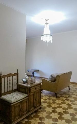 Casa para alugar com 240m², 5 quartos e 4 vagasSala
