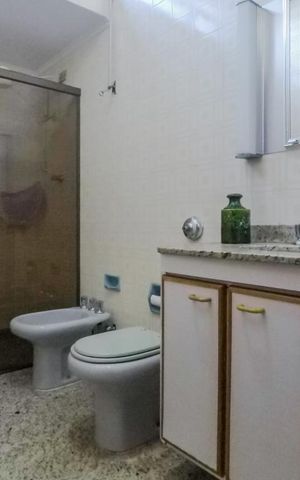 Casa para alugar com 240m², 5 quartos e 4 vagasQuarto 3 suite