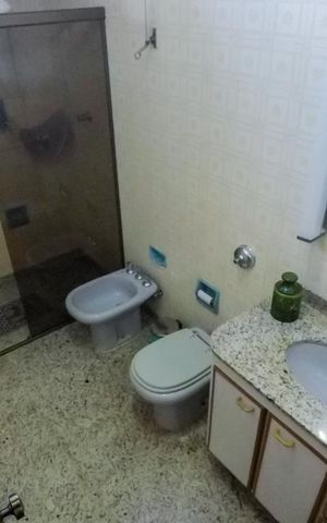 Casa para alugar com 240m², 5 quartos e 4 vagasQuarto 3 suite