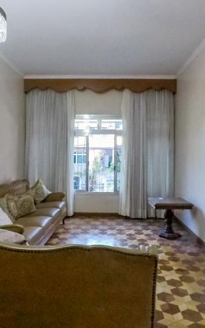 Casa para alugar com 240m², 5 quartos e 4 vagasSala