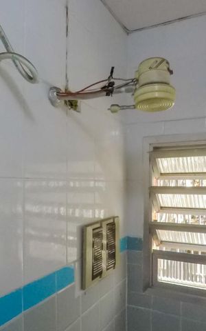 Casa para alugar com 240m², 5 quartos e 4 vagasBanheiro