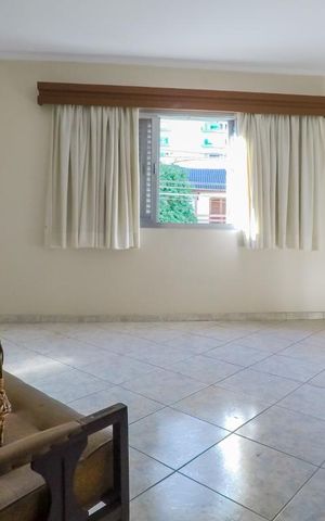 Casa para alugar com 240m², 5 quartos e 4 vagasSala 2