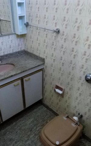 Casa para alugar com 240m², 5 quartos e 4 vagasBanheiro