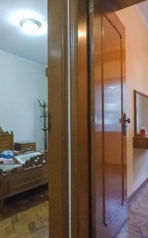 Casa para alugar com 240m², 5 quartos e 4 vagasEntrada quartos