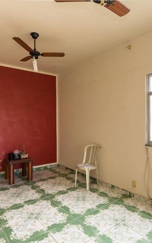 Casa à venda com 196m², 6 quartos e 4 vagas Casa à venda com 196m², 6 quartos e 4 vagasSuíte
