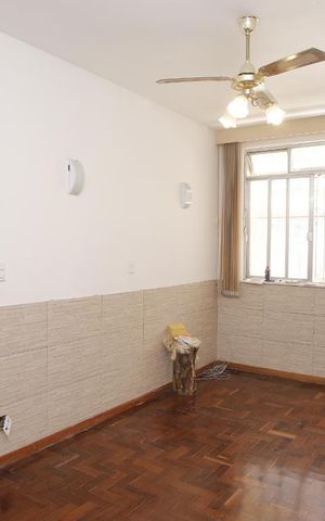Casa de condomínio à venda com 58m², 2 quartos e 1 vagaSala