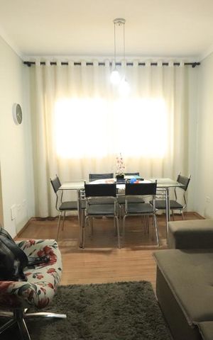 Apartamento à venda com 66m², 2 quartos e 1 vagaSala