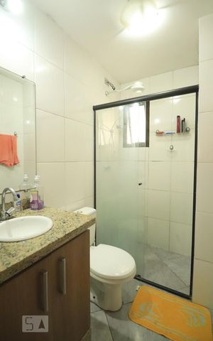 Apartamento à venda com 66m², 2 quartos e 1 vagaBanheiro Social
