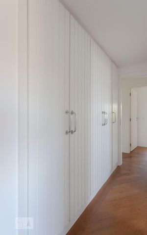 Apartamento à venda com 215m², 3 quartos e 4 vagasSuíte 3