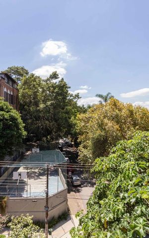 Apartamento à venda com 215m², 3 quartos e 4 vagasVista