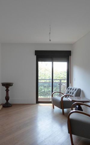 Apartamento à venda com 215m², 3 quartos e 4 vagasSala 2