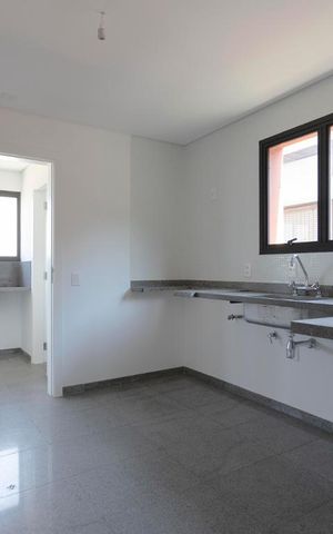 Apartamento à venda com 215m², 3 quartos e 4 vagasCozinha