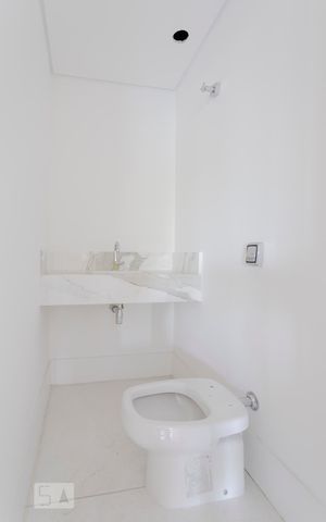 Apartamento à venda com 215m², 3 quartos e 4 vagasLavabo