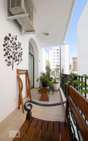 Apartamento para alugar com 341m², 3 quartos e 2 vagas Apartamento para alugar com 341m², 3 quartos e 2 vagasSala - Varanda
