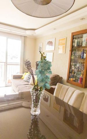 Apartamento à venda com 48m², 2 quartos e 1 vagaSala de Jantar