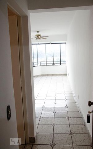 Apartamento para alugar com 70m², 2 quartos e 2 vagasSala