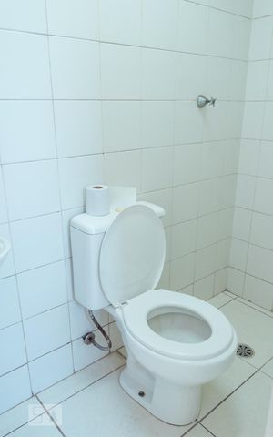 Apartamento para alugar com 120m², 3 quartos e 2 vagas Apartamento para alugar com 120m², 3 quartos e 2 vagasBanheiro de serviço