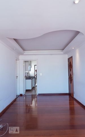 Apartamento para alugar com 120m², 3 quartos e 2 vagas Apartamento para alugar com 120m², 3 quartos e 2 vagasSala