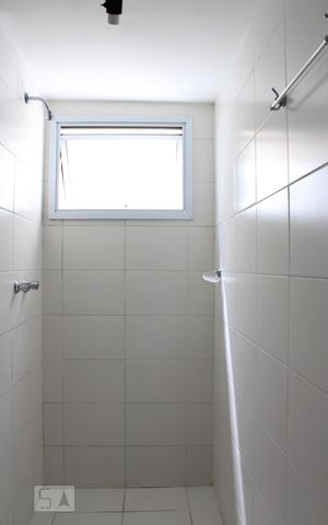 Apartamento à venda com 47m², 2 quartos e 1 vagaBanheiro 