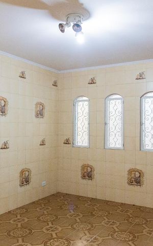 Casa à venda com 220m², 5 quartos e 3 vagas Casa à venda com 220m², 5 quartos e 3 vagasCozinha