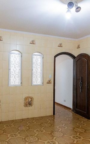 Casa à venda com 220m², 5 quartos e 3 vagas Casa à venda com 220m², 5 quartos e 3 vagasCozinha