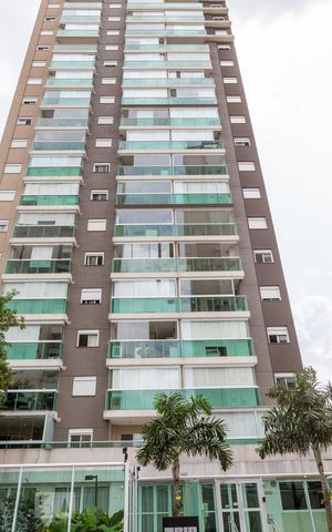 Studio para alugar com 35m², 1 quarto e 1 vaga Studio para alugar com 35m², 1 quarto e 1 vagaFachada