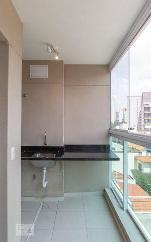 Studio para alugar com 35m², 1 quarto e 1 vaga Studio para alugar com 35m², 1 quarto e 1 vagaSacada