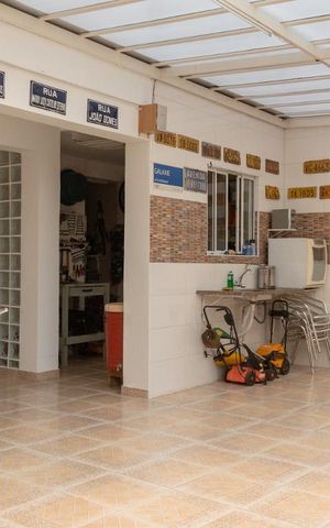 Casa à venda com 180m², 3 quartos e 4 vagasChurrasqueira