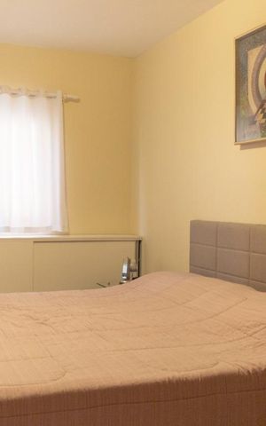 Casa à venda com 180m², 3 quartos e 4 vagassuíte 2