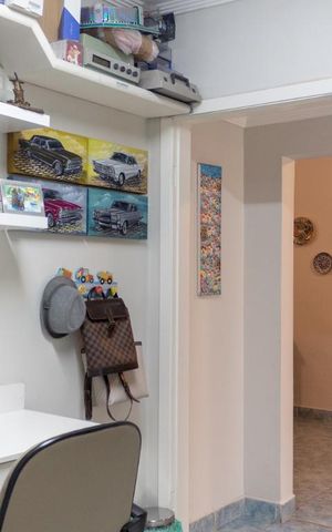 Casa à venda com 180m², 3 quartos e 4 vagasEscritório