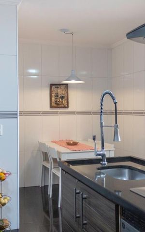 Casa à venda com 180m², 3 quartos e 4 vagasCozinha