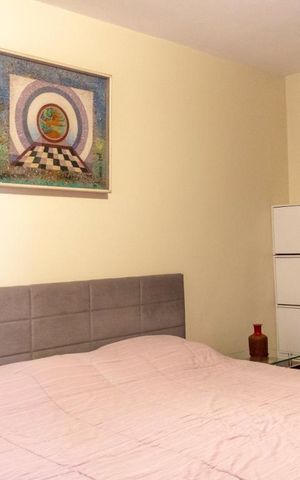 Casa à venda com 180m², 3 quartos e 4 vagassuíte 2