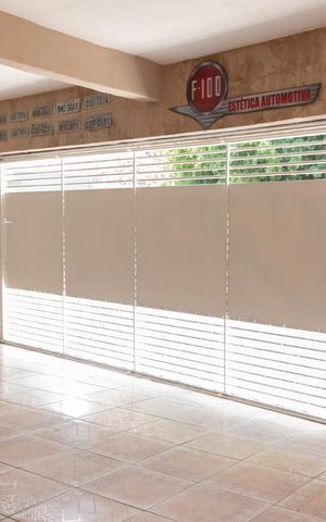 Casa à venda com 180m², 3 quartos e 4 vagasGaragem