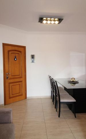 Apartamento para alugar com 89m², 2 quartos e 2 vagasSala