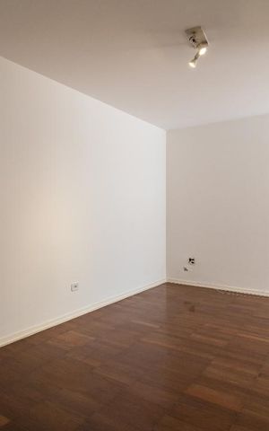 Apartamento para alugar com 140m², 3 quartos e 1 vaga Apartamento para alugar com 140m², 3 quartos e 1 vagaSala