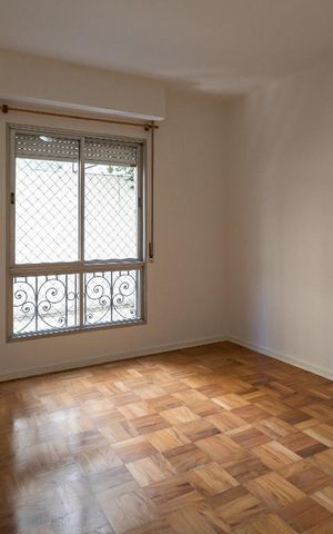 Apartamento para alugar com 140m², 3 quartos e 1 vaga Apartamento para alugar com 140m², 3 quartos e 1 vagaSuíte
