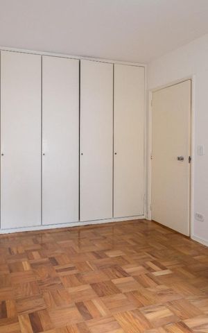 Apartamento para alugar com 140m², 3 quartos e 1 vaga Apartamento para alugar com 140m², 3 quartos e 1 vagaSuíte