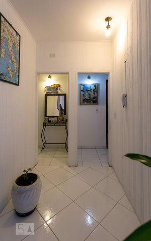 Casa à venda com 260m², 4 quartos e 3 vagasCorredor
