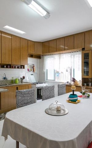 Casa à venda com 260m², 4 quartos e 3 vagasCozinha