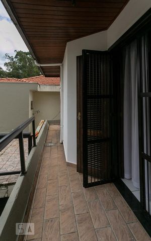 Casa à venda com 260m², 4 quartos e 3 vagasVaranda da suíte
