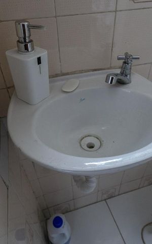 Casa à venda com 260m², 4 quartos e 3 vagasBanheiro de Serviço