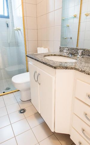 Apartamento para alugar com 40m², 1 quarto e 2 vagasBanheiro