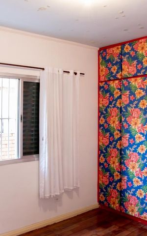 Casa à venda com 203m², 5 quartos e 2 vagas Casa à venda com 203m², 5 quartos e 2 vagasQuarto 2