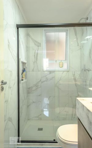 Apartamento à venda com 64m², 2 quartos e 1 vaga Apartamento à venda com 64m², 2 quartos e 1 vagaBanheiro 2