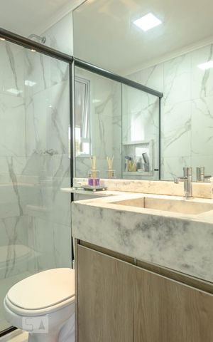 Apartamento à venda com 64m², 2 quartos e 1 vaga Apartamento à venda com 64m², 2 quartos e 1 vagaBanheiro 2